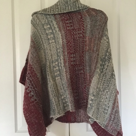 Free People Willow Red and Gray Patterned Poncho - Picture 6 of 7